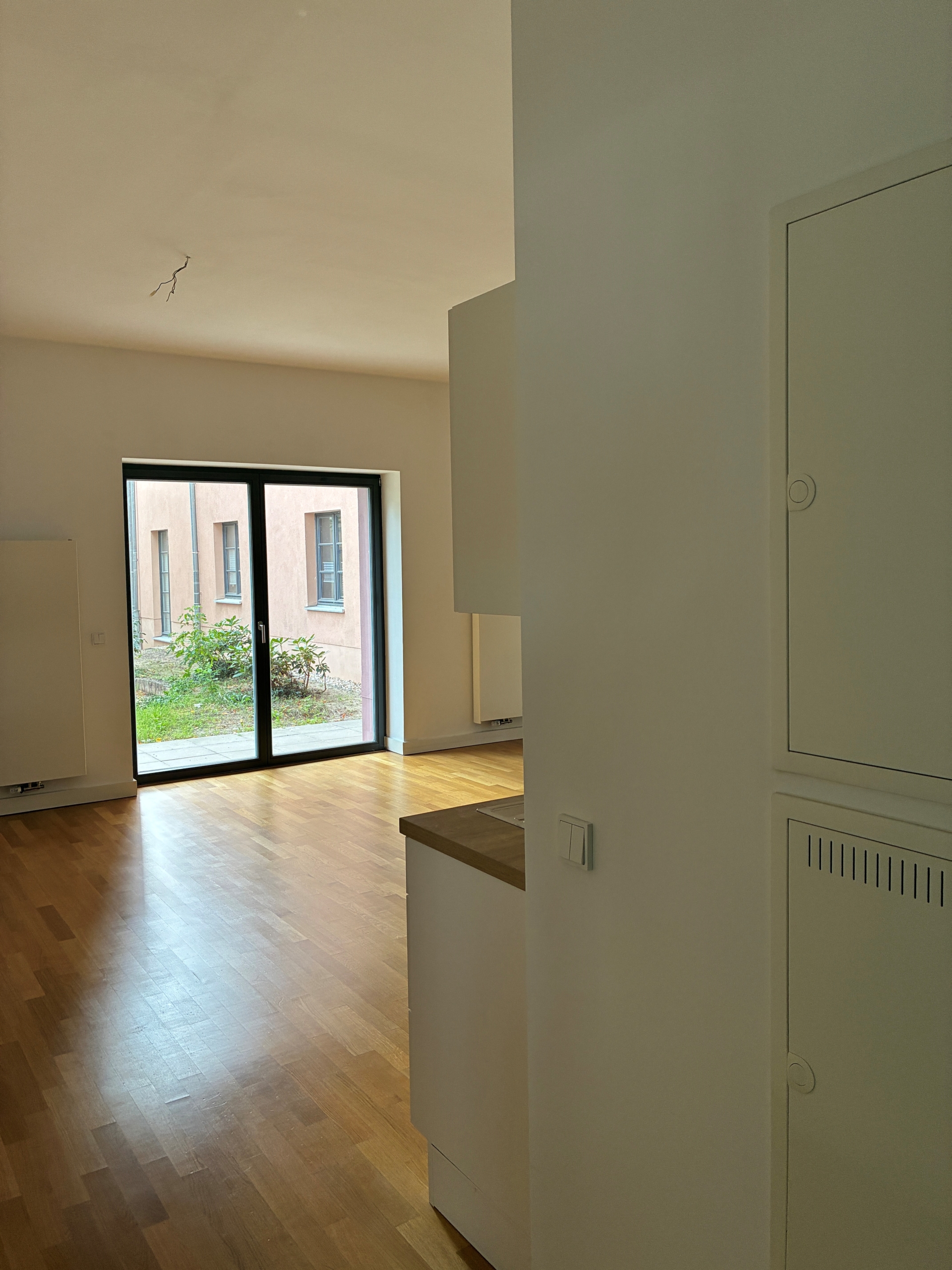 BEZUGSFREI! “Hofgärten am Brauhausberg”: Komfortable 2-ZimmerWohnung mit Gartenterrasse