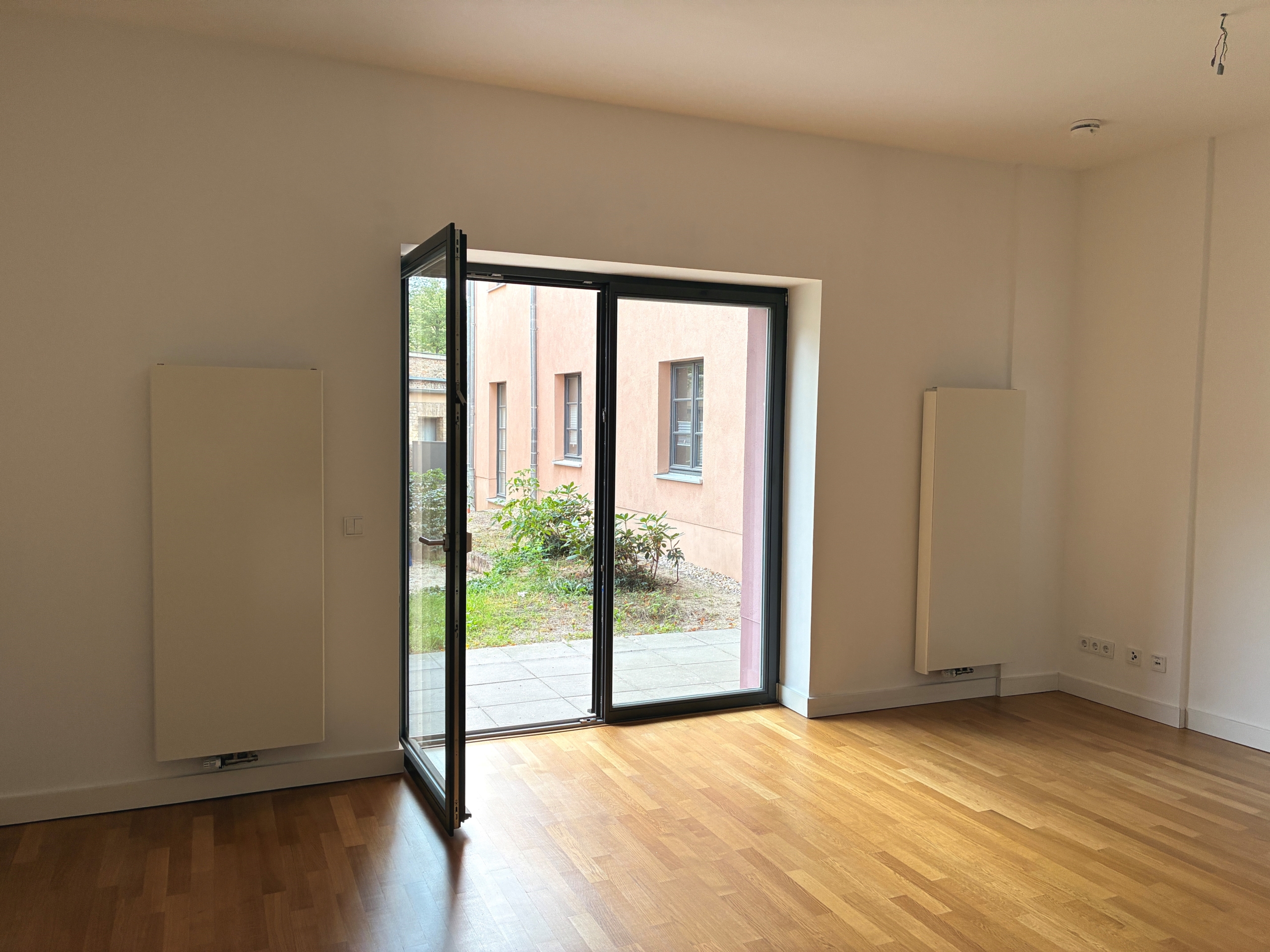 BEZUGSFREI! “Hofgärten am Brauhausberg”: Komfortable 2-ZimmerWohnung mit Gartenterrasse
