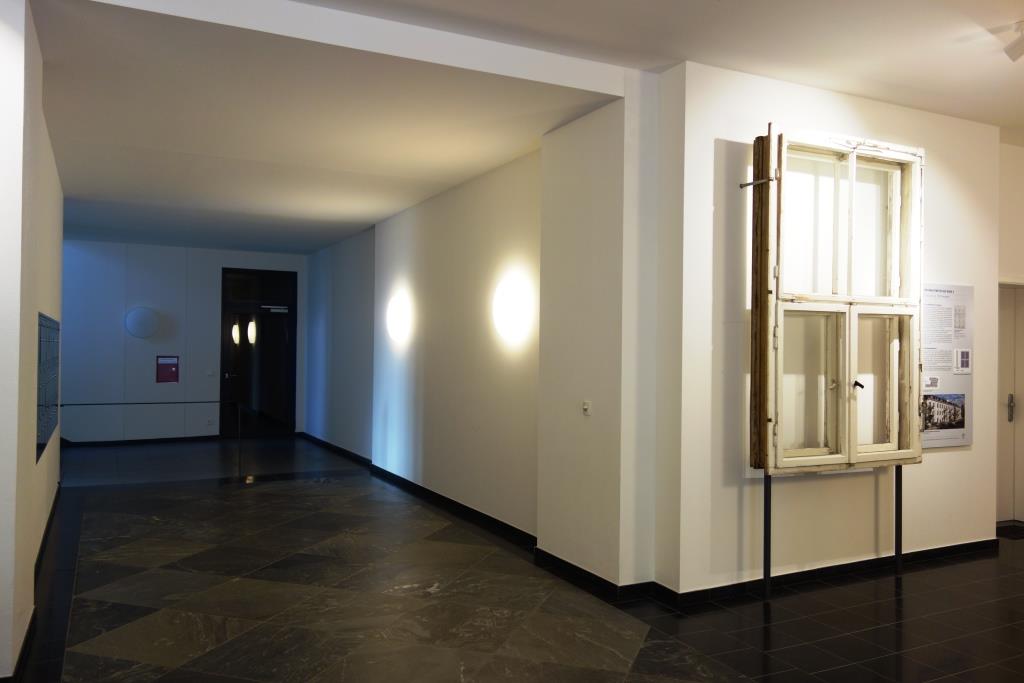 BEZUGSFREI! “The Metropolitan Gardens”: Komfortable City-Wohnung mit Ost-Balkon