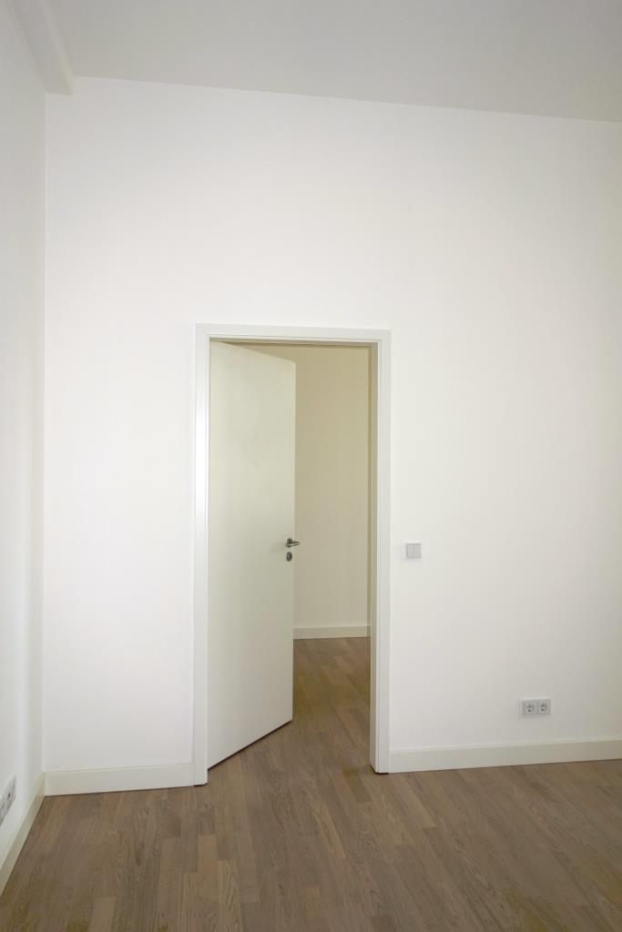 BEZUGSFREI! “The Metropolitan Gardens”: Komfortable City-Wohnung mit Ost-Balkon