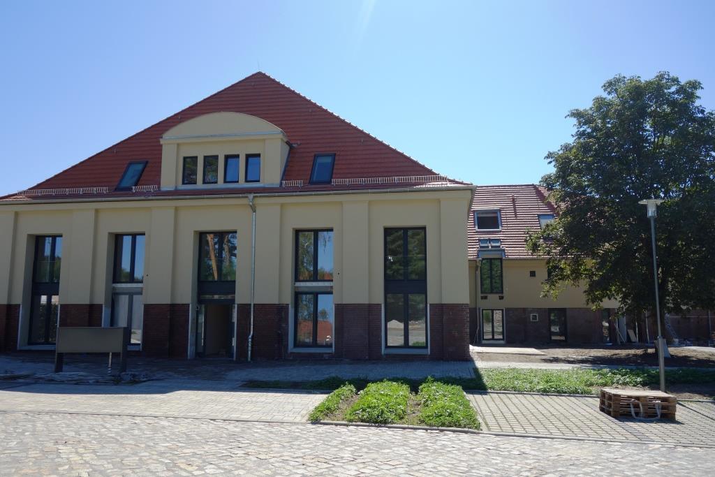 BEZUGSFREI! “Am Funkerberg” – Quadrillenhalle: Stilvolle 2-ZimmerWohnung mit Gartenterrasse
